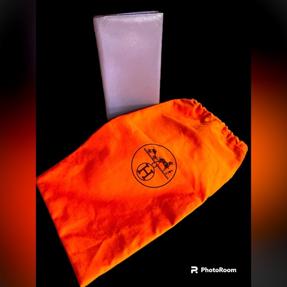 HERMÉS rare lavender agenda w/ dust bag! Authentic! Pristine condition!!! - Picture 1 of 5